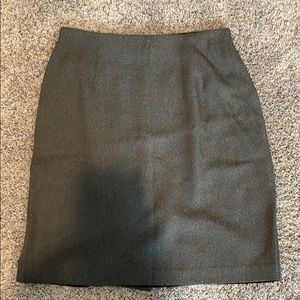 Grey skirt